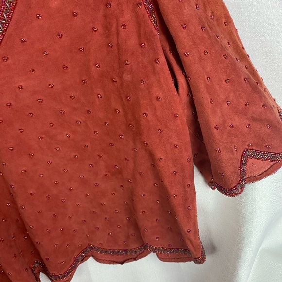 Beautiful vintage 80’s hand beaded suede skirt and top by Judith Ann - Picture 9 of 9
